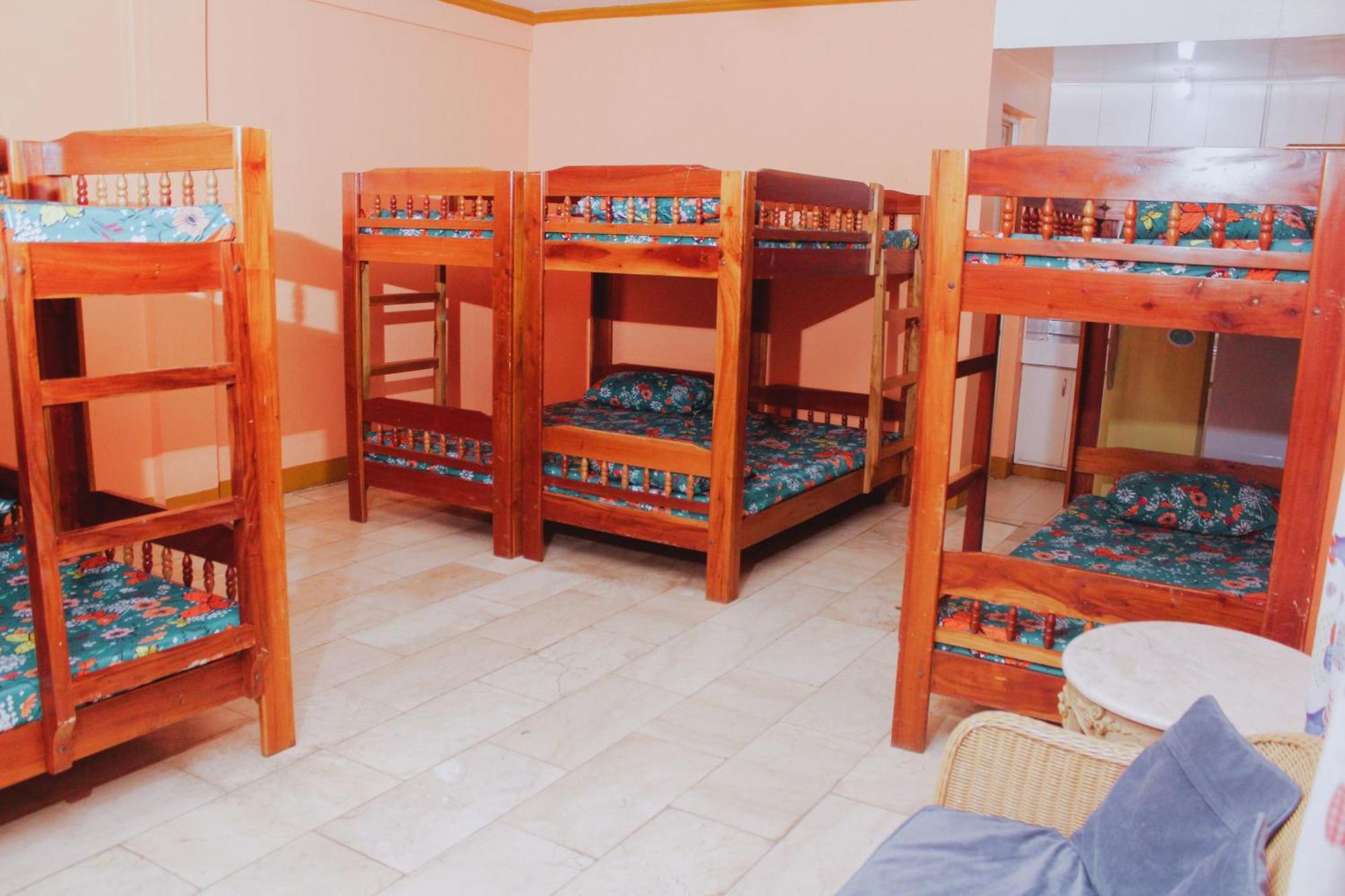 La Virginia Leisure Park And Amusement Hotel Mataasnakahoy Phòng bức ảnh